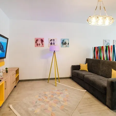 Luxury In Cu Piscina Interioara Sauna Gym Jacuzzi Langa Plaja
